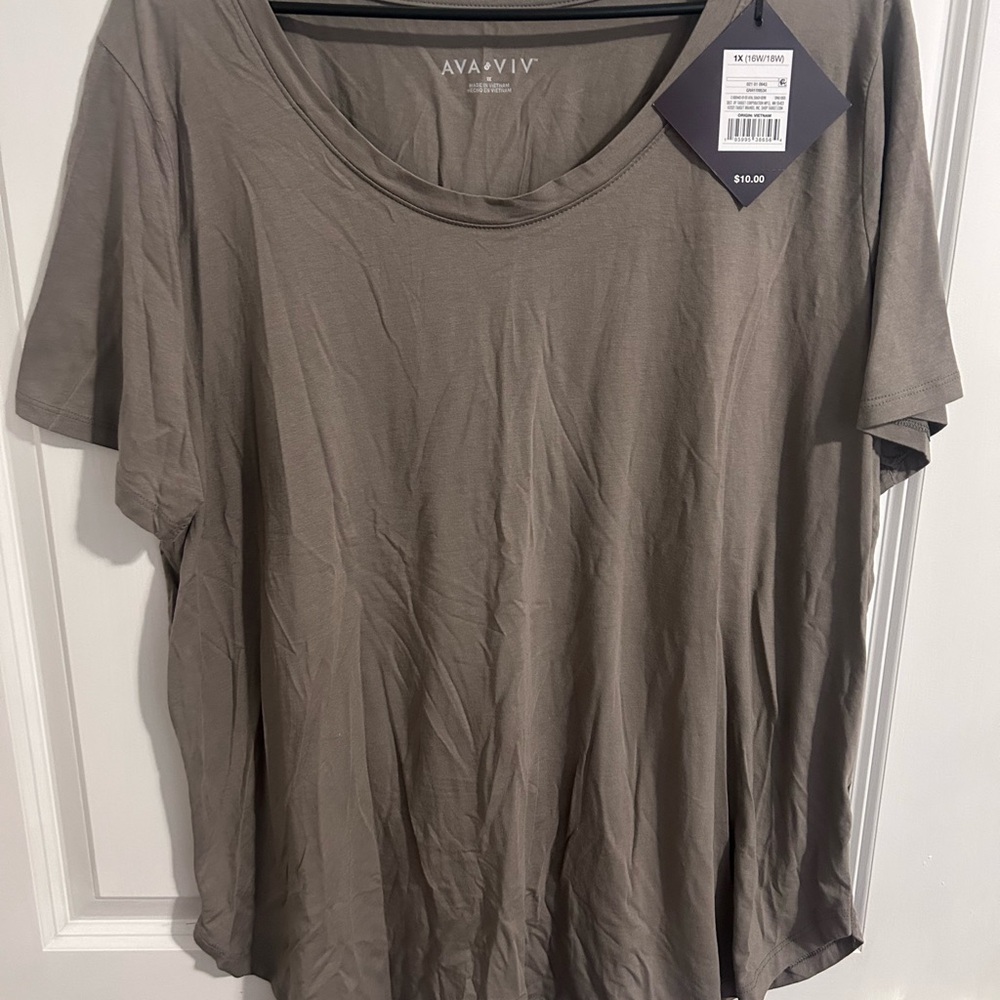 Ava & Viv Women's Gray Top